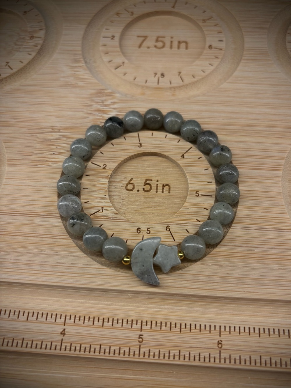Labradorite Moon & Star Stretch Bracelet - Gray